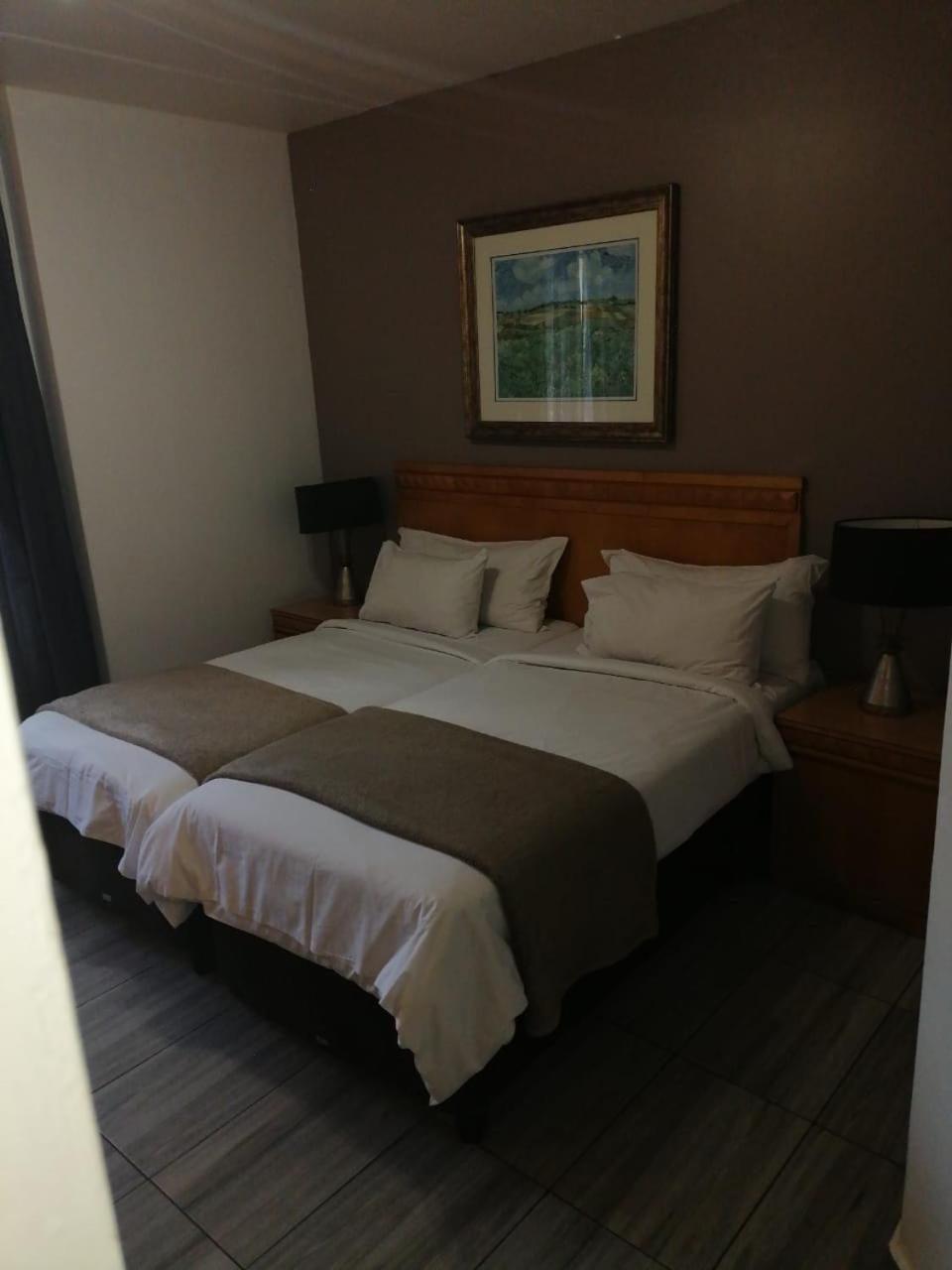 Airport Inn And Suites Edenvale Eksteriør bilde
