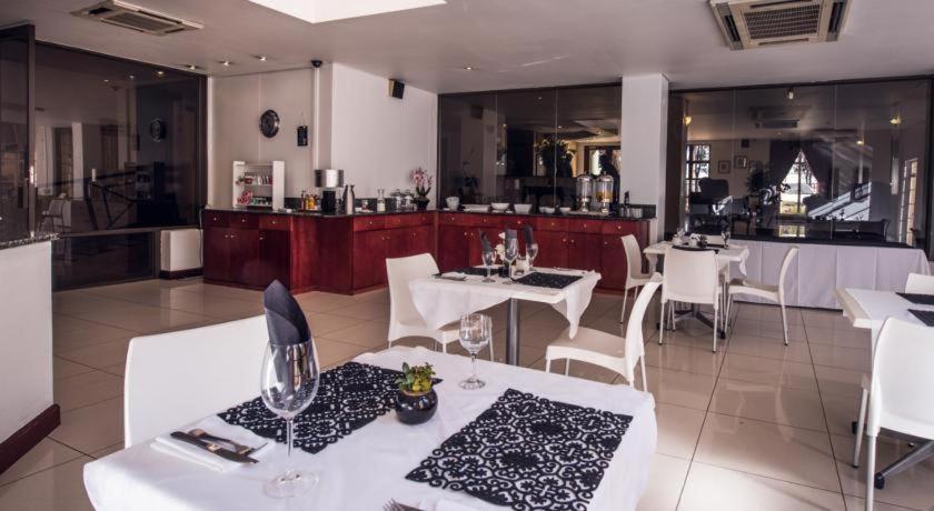 Airport Inn And Suites Edenvale Eksteriør bilde