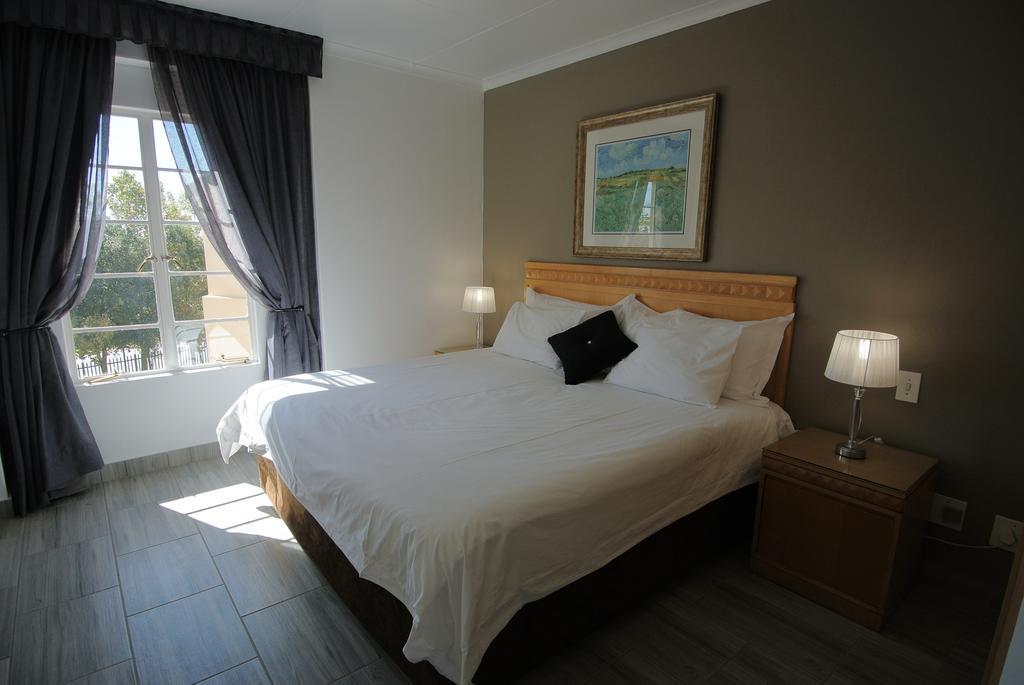 Airport Inn And Suites Edenvale Eksteriør bilde